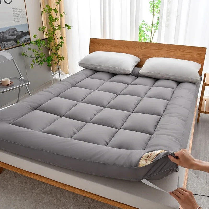 Breathable Mattress Topper – Soft Layer for Year-Round Comfort
