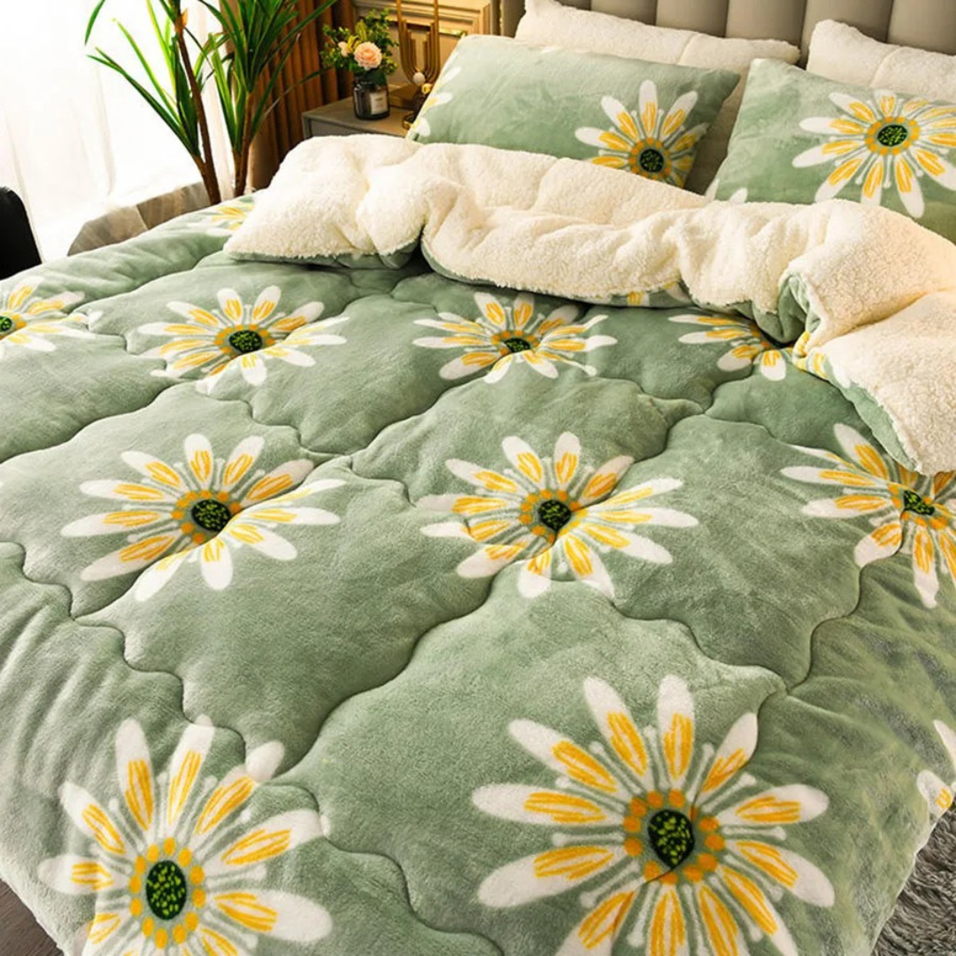 Sherpa Fleece Blanket – 200x230cm, Polyester & Cotton