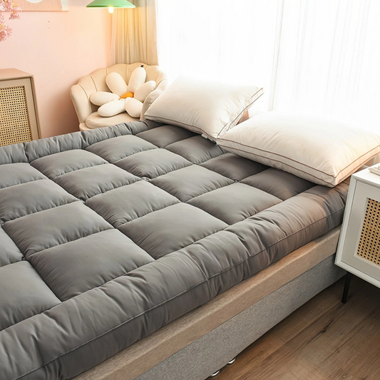 Breathable Mattress Topper – Soft Layer for Year-Round Comfort